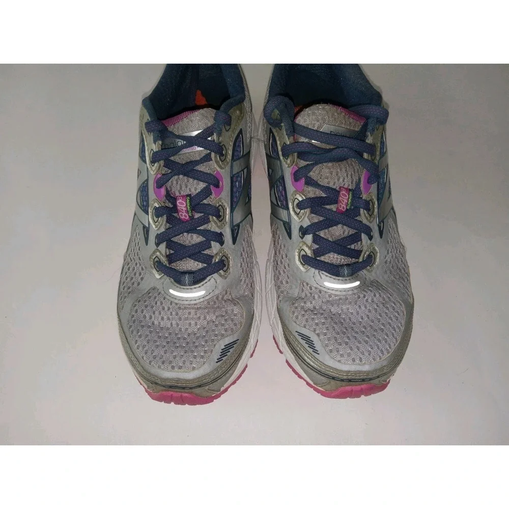 New Balance 840 v3‎ Running Shoes Womens 10 Silver Purple Athletic Gym Sneakers